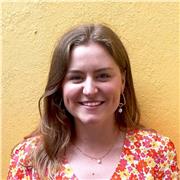 Native English tutor with a love of stories ready for online sessions